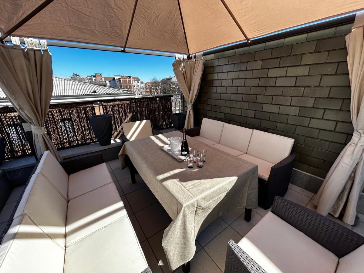 R39 Attic With Terrace And Private Parking Apartment Milan Luaran gambar